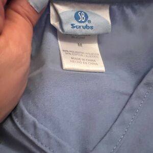 Women’s medium M SB Scrubs Sky Blue V-Neck Scrub Top nurse
